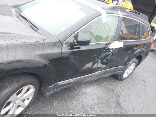 4S4BRCDC8E3305218 Subaru Outback 2.5i Premium