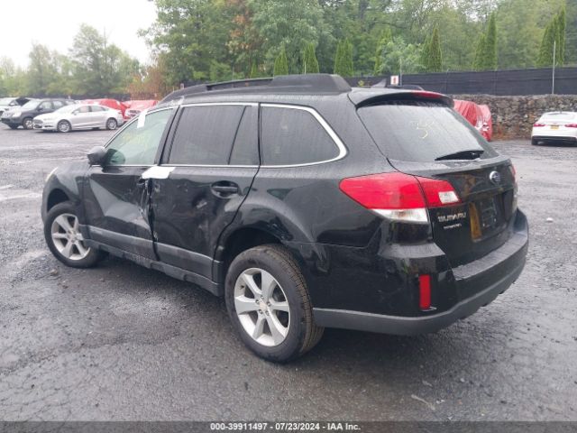 4S4BRCDC8E3305218 Subaru Outback 2.5i Premium