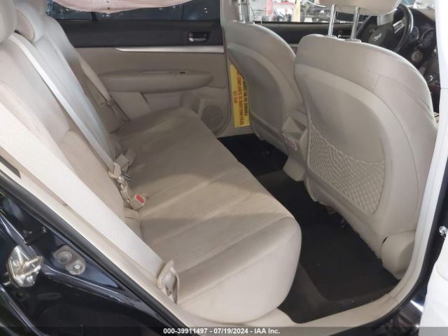 4S4BRCDC8E3305218 Subaru Outback 2.5i Premium