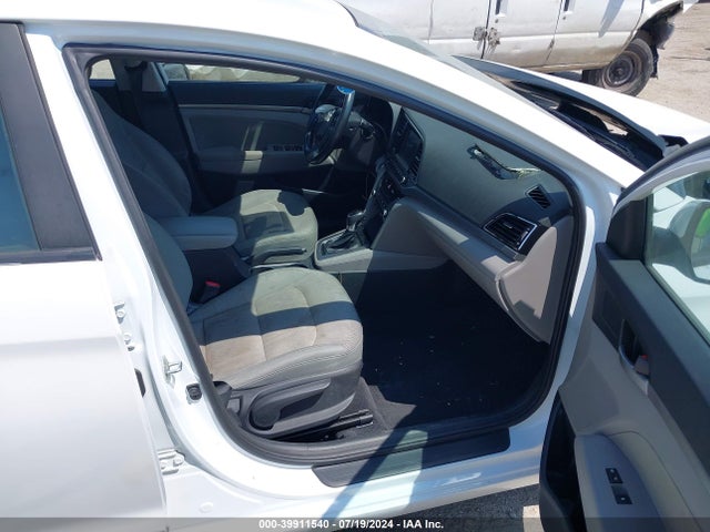 Hyundai ELANTRA SE 2017 5NPD84LF9HH074100 Image 5