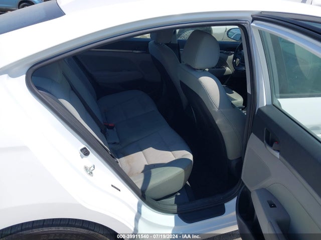 Hyundai ELANTRA SE 2017 5NPD84LF9HH074100 Image 8