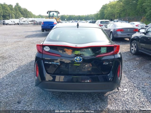 JTDKAMFP6M3165718 Toyota Prius Prime Xle