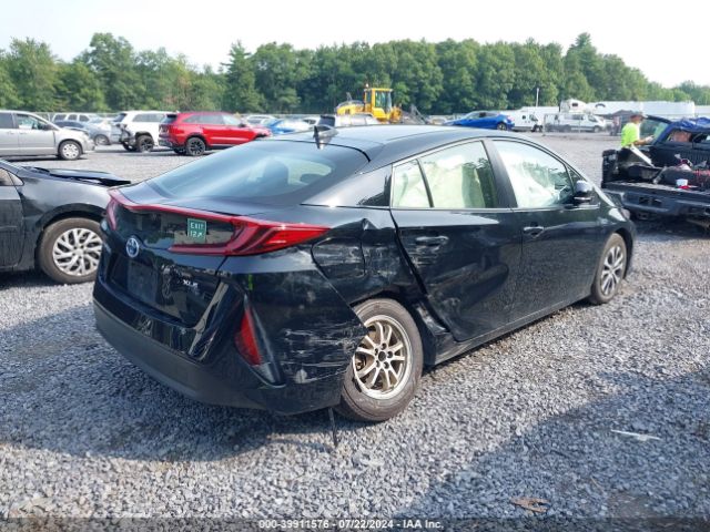 JTDKAMFP6M3165718 Toyota Prius Prime Xle