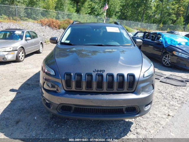 1C4PJMCBXGW114627 Jeep Cherokee Altitude