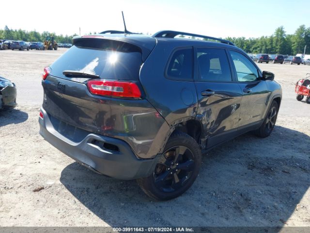 1C4PJMCBXGW114627 Jeep Cherokee Altitude