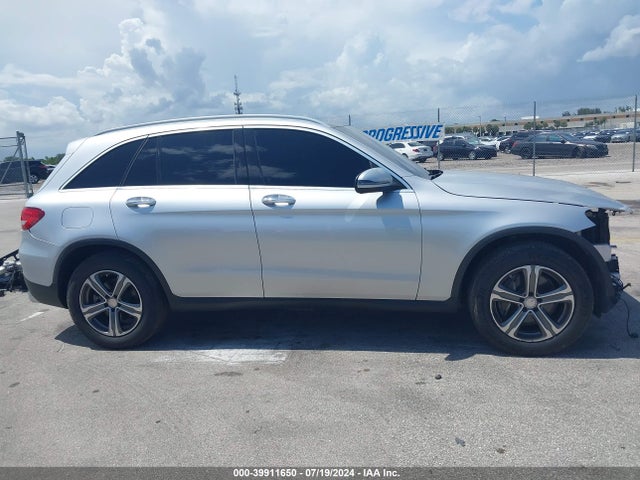 WDC0G4KB2GF087743 Mercedes-Benz Glc 300 4matic