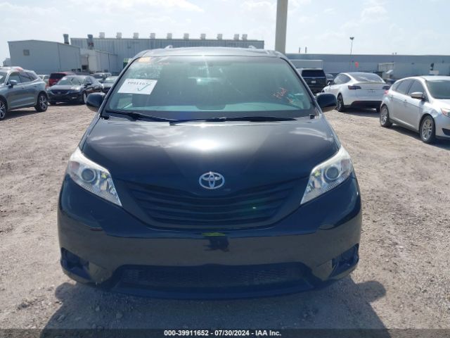 5TDYK3DC4GS762497 Toyota Sienna Xle 8 Passenger