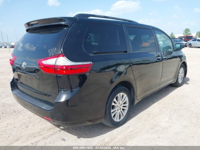 5TDYK3DC4GS762497 Toyota Sienna Xle 8 Passenger