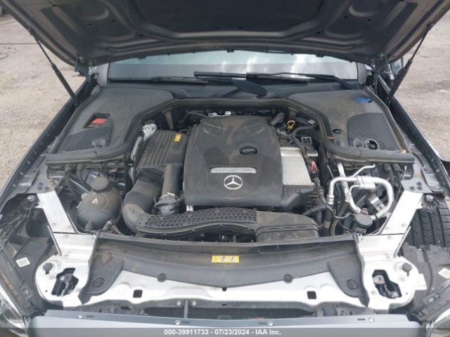 WDDZF4JB3JA368882 Mercedes-Benz E 300