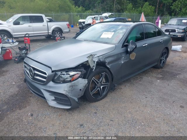 WDDZF4JB3JA368882 Mercedes-Benz E 300