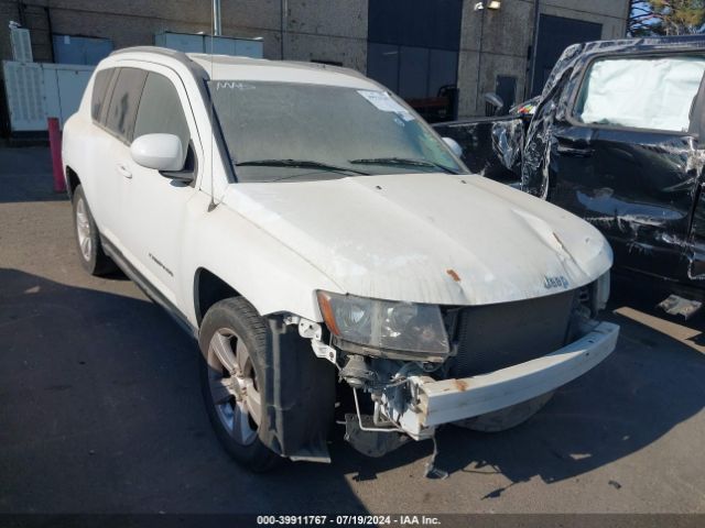 1C4NJDEB5FD109592 auction archive image