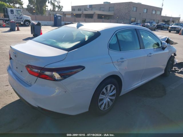 4T1C31AK9RU063268 Toyota Camry Hybrid Le