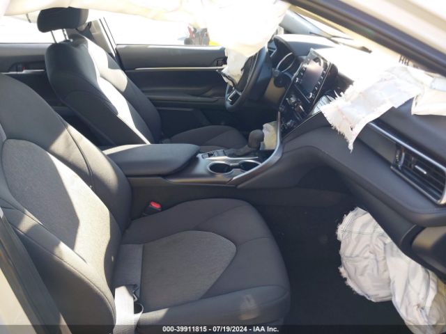 4T1C31AK9RU063268 Toyota Camry Hybrid Le