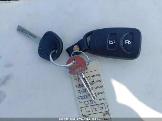 KMHCT4AE5HU285283 Hyundai Accent Value Edition