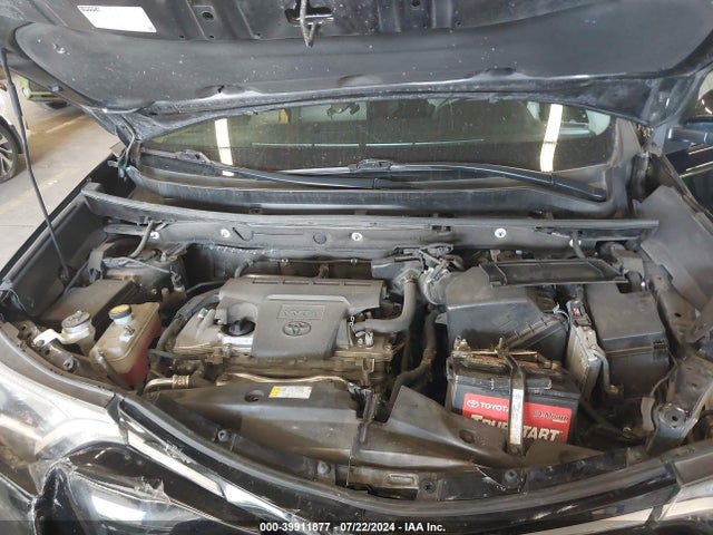 Toyota Rav4 Xle 2017 2T3RFREV5HW625564 Image 10