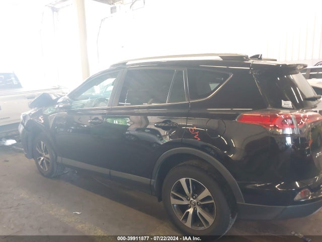 Toyota Rav4 Xle 2017 2T3RFREV5HW625564 Image 14