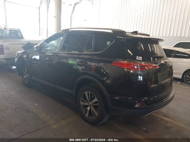 Toyota Rav4 Xle 2017 2T3RFREV5HW625564 Image 3