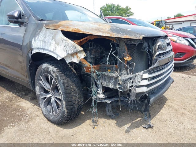 Toyota Highlander Le 2019 5TDZARFHXKS045114 Image 12
