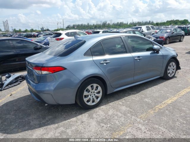 JTDEPMAE2MJ126461 Toyota COROLLA LE