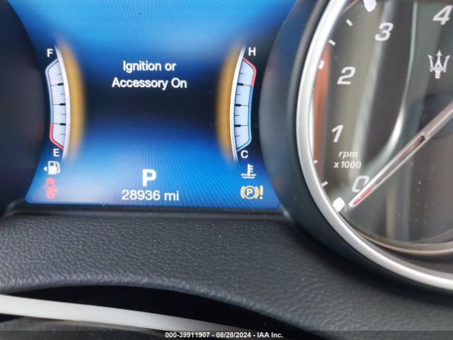 ZN661YUS4LX343700 Maserati Levante S Gransport