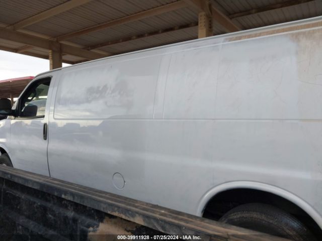 1GCZGHFG2J1229085 Chevrolet Express 3500 Work Van