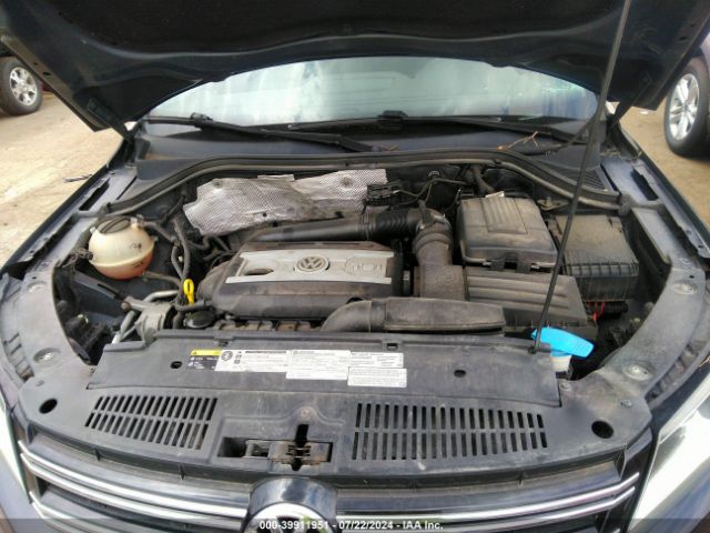 WVGBV7AXXFW509397 Volkswagen TIGUAN S