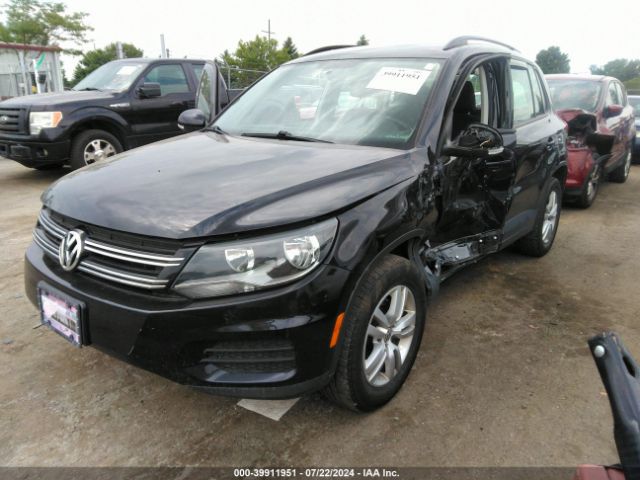 WVGBV7AXXFW509397 Volkswagen TIGUAN S