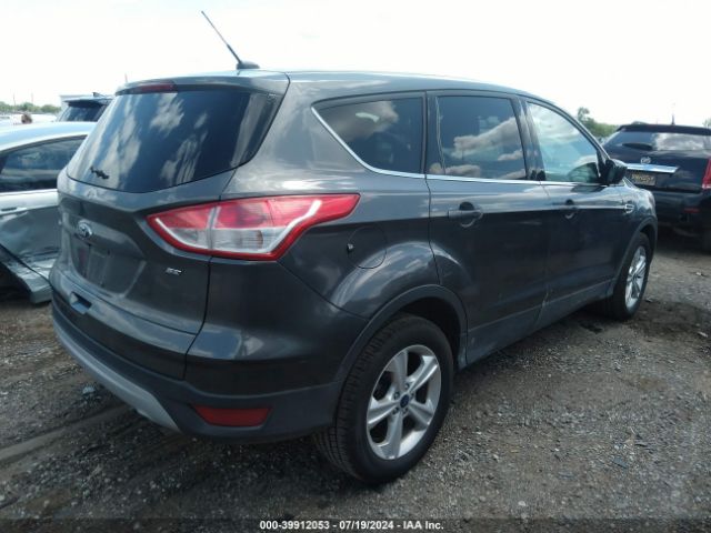 1FMCU0G77FUB27913 Ford ESCAPE SE