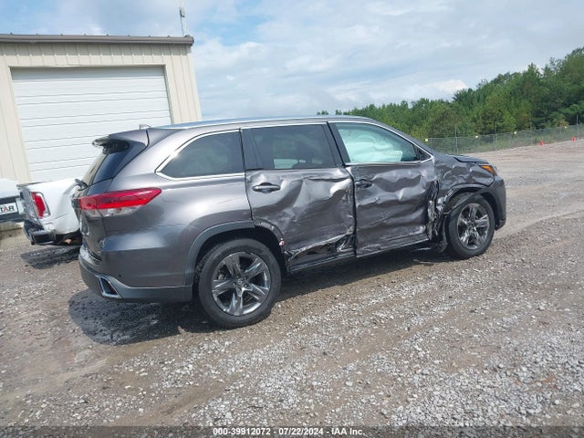 Toyota Highlander Limited Platinum 2018 5TDYZRFH2JS255094 Image 4