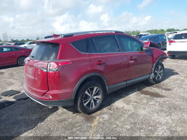 Toyota Rav4 Xle 2018 2T3WFREV2JW495820 Image 4