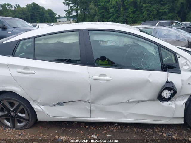 JTDKARFU0K3091566 Toyota Prius Limited