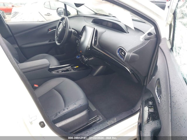 JTDKARFU0K3091566 Toyota Prius Limited