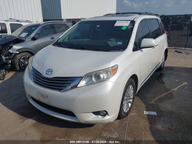 5TDYK3DC6GS750528 Toyota Sienna Xle Premium 8 Passenger
