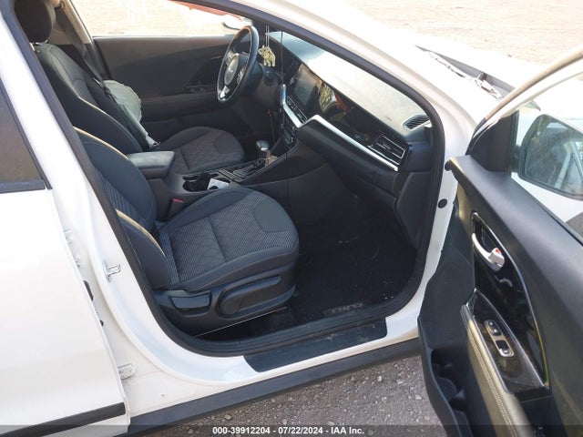 KIA Niro Lxs 2022 KNDCB3LC7N5500651 Image 5