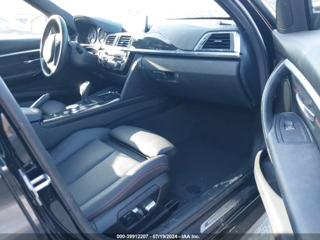 BMW 330I 2018 WBA8B9G56JNU98256 Image 5