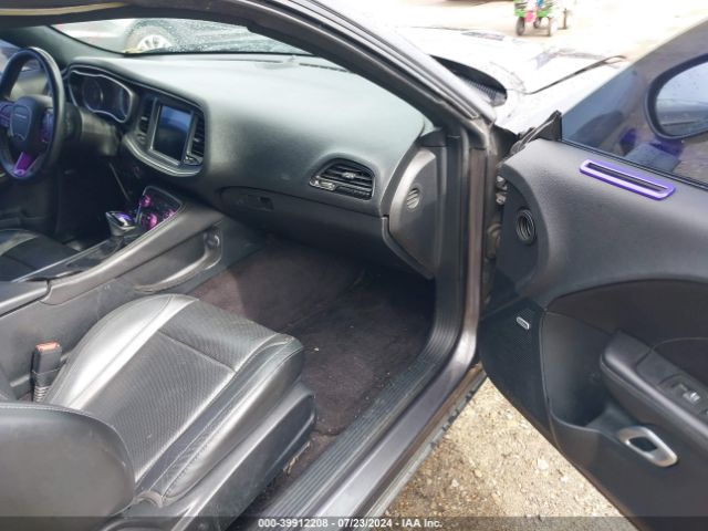 2C3CDZAG7JH132725 Dodge Challenger Sxt Plus