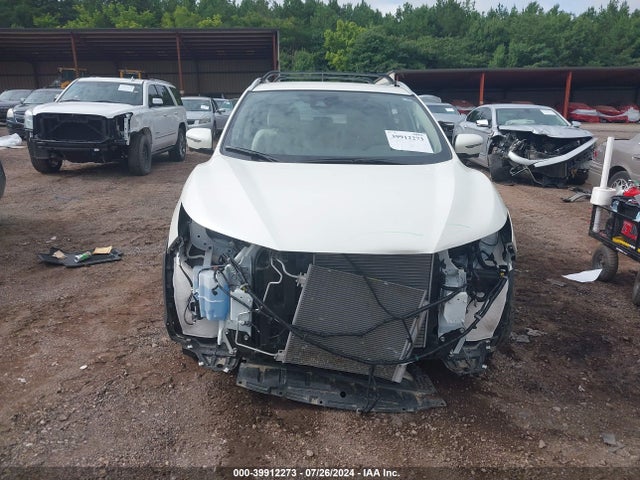 JN1BJ1CV5MW320827 Nissan Rogue Sport Sl Fwd Xtronic Cvt