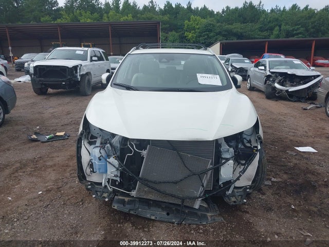 JN1BJ1CV5MW320827 Nissan Rogue Sport Sl Fwd Xtronic Cvt