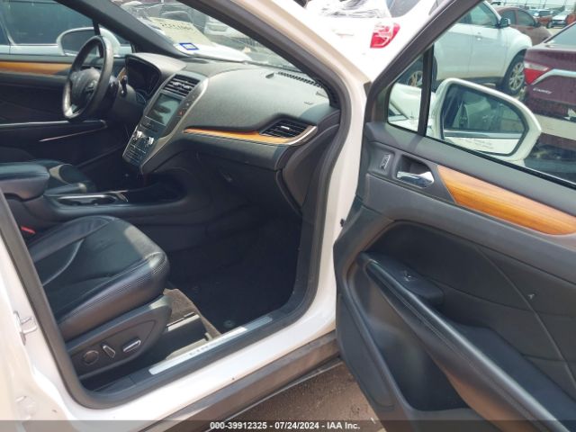 5LMCJ3C96HUL09541 Lincoln Mkc Reserve