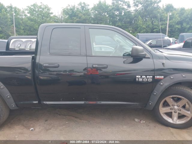 1C6RR7FT7HS667369 RAM 1500 Express Quad Cab 4x4 6'4 Box
