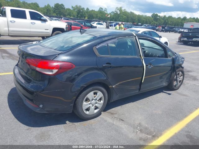 3KPFK4A71HE026696 KIA FORTE LX
