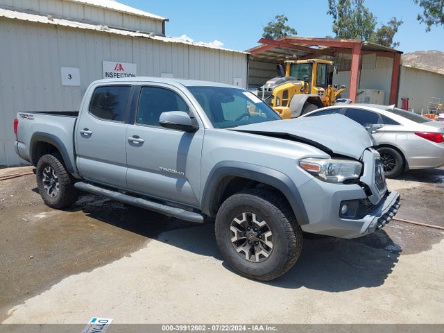 Toyota Tacoma Trd Off Road 2018 3TMAZ5CN4JM053927 zdjęcie główne