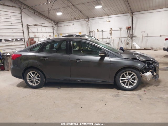 Ford FOCUS SE 2016 1FADP3F27GL280635 Image 13