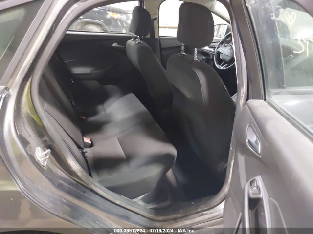 Ford FOCUS SE 2016 1FADP3F27GL280635 Image 8