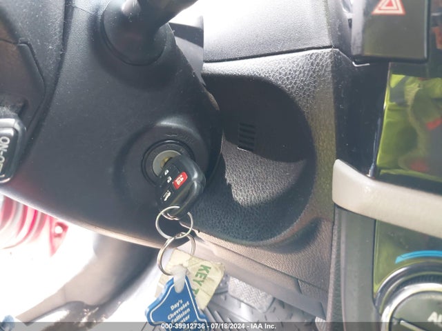 Toyota COROLLA LE 2015 5YFBURHE1FP284271 Image 11