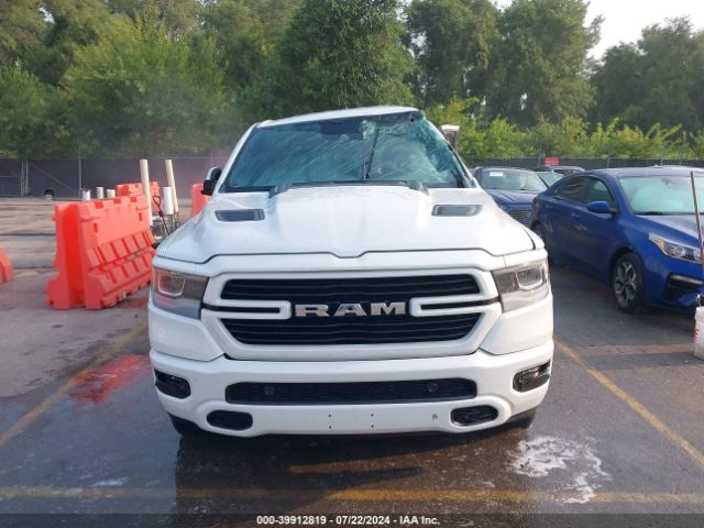 1C6SRFJT2NN385105 RAM 1500 Laramie  4x4 5'7 Box