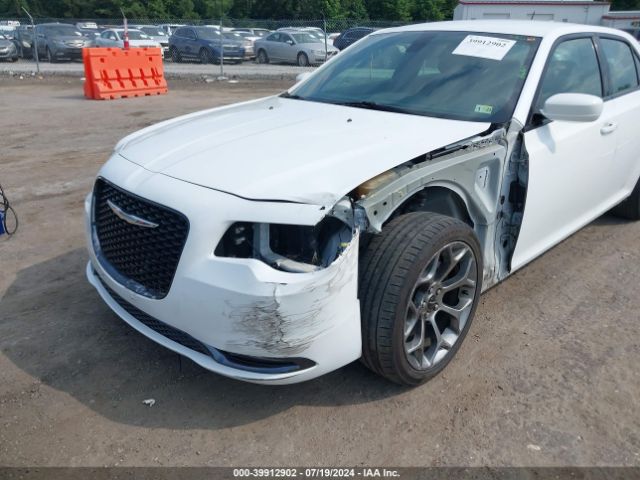 2C3CCABG3JH214020 Chrysler 300 300s