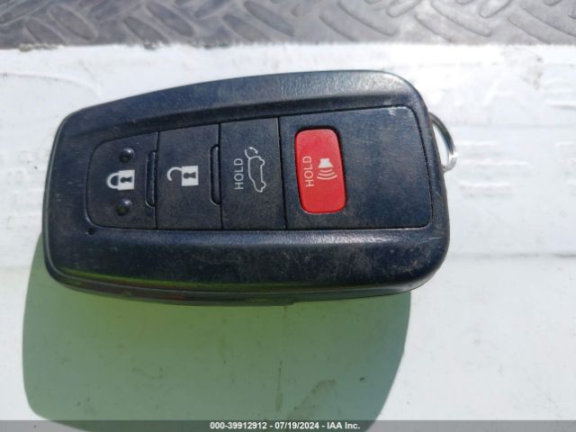 4T3R6RFV9MU029673 Toyota Rav4 Hybrid Xle