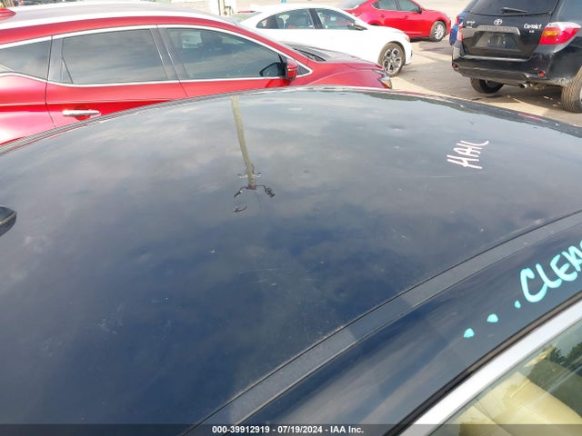 Hyundai Genesis 3.8 2016 KMHGN4JE7GU139106 Image 13