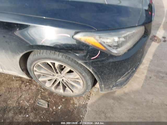 Hyundai Genesis 3.8 2016 KMHGN4JE7GU139106 Image 16